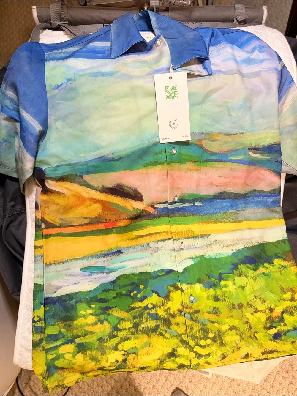 YiTai Scenic Print Casual Button-Down in Blue, Green & Yellow